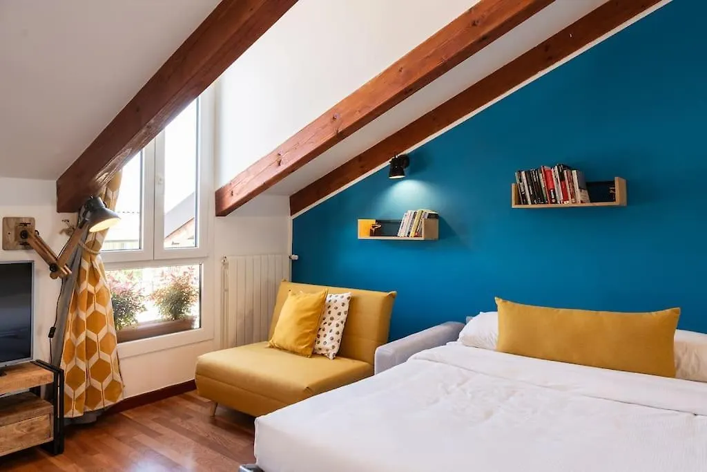 Apartment 10 Minuti Metro Stazione Centrale Milano - Attico Moderno