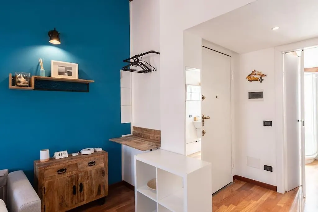 10 Minuti Metro Stazione Centrale Milano - Attico Moderno Apartment